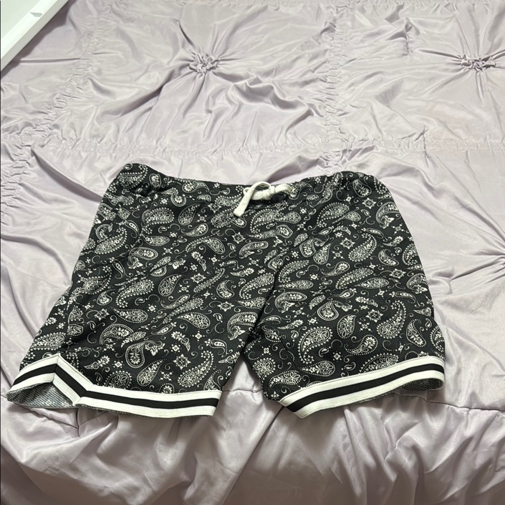 Black Paisley Men's Shorts